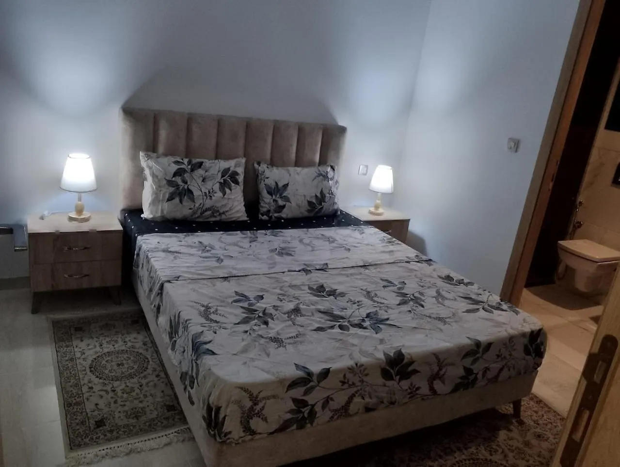 Superbe S2 Richement Meuble A La Marsa Apartment Sidi Daoud
